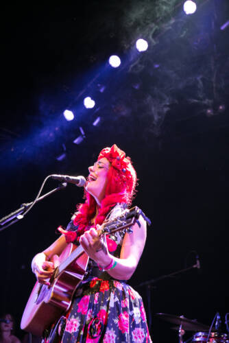 Gabby young 3039